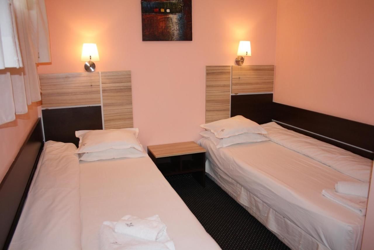 Отель Hotel Orlando София-33