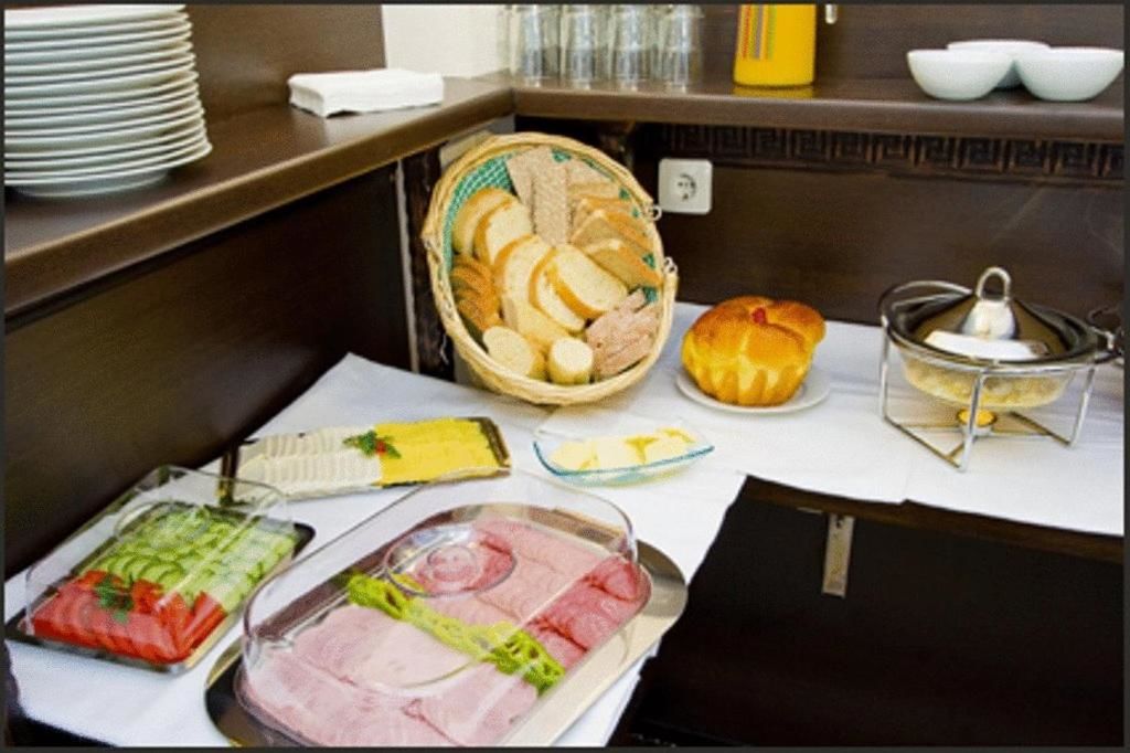 Отель Hotel Orlando София-42