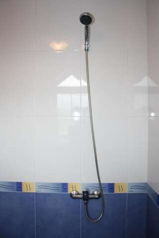 Отель Hotel Orlando София Трехместный номер с бесплатной парковкой-3